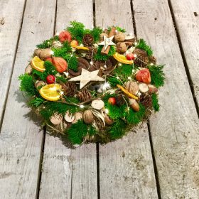Adventsgesteck in natur - goldorange