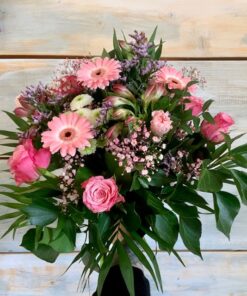 gemischter gebundener Strauß Blumen in rosa - Blumenversand