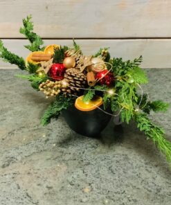 Adventsgesteck flach und breit mit LED Licht