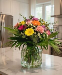 Bunter Strauß Blumen in angenehmer Atmosphäre
